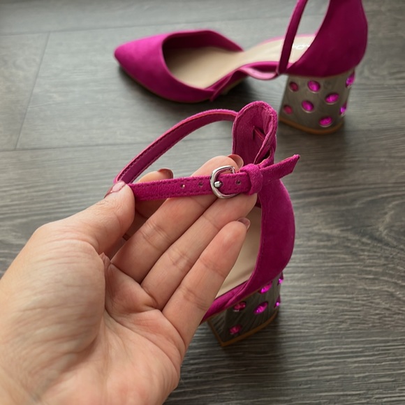 Pink heels with jewels - Picture 7 of 10